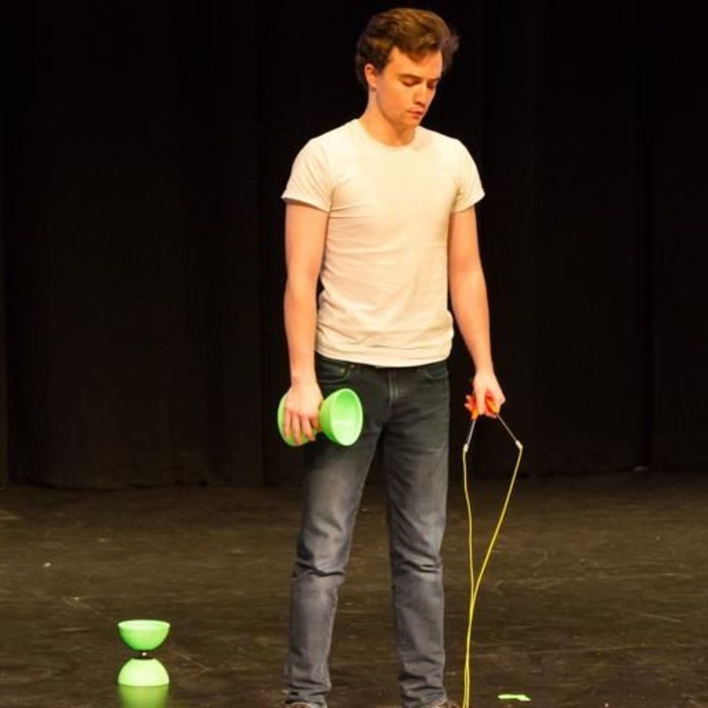 Meet your Posher, Sebastian